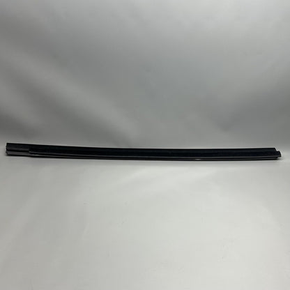 1038393-00-A TESLA MODEL S DOOR WINDOW MOLDING LEFT FRONT 2012-2021 OEM 1038393-00-A