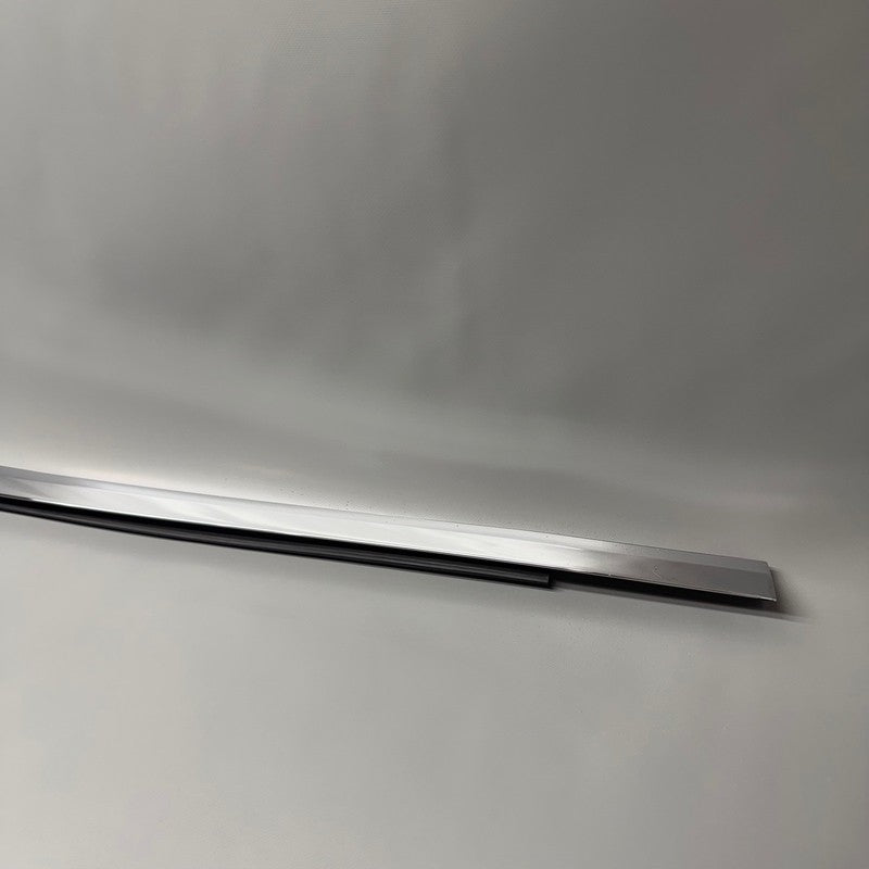 TESLA MODEL X DOOR WINDOW MOLDING RIGHT REAR 2016 2017 2018 2019 2020 