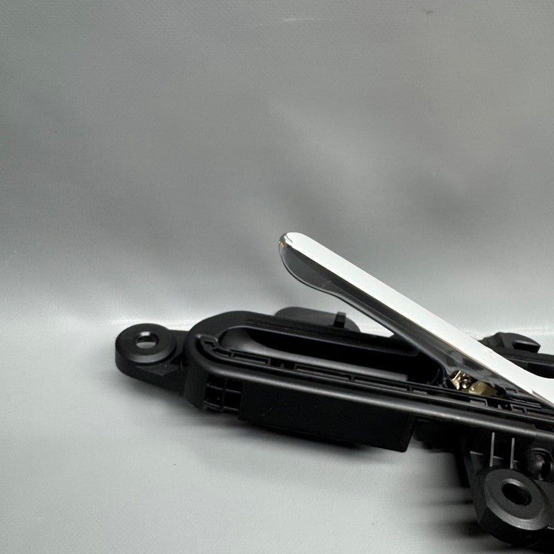 TESLA MODEL 3 DOOR HANDLE LEFT FRONT 2017 2018 2019 2020 2021 2022 202