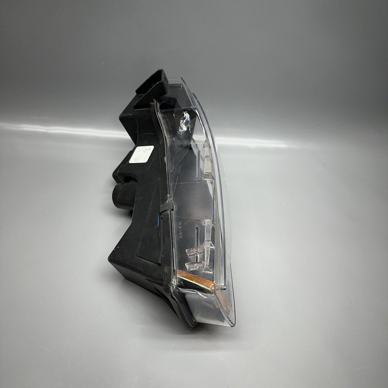 1077391-00-F TESLA MODEL 3 FOG LIGHT LEFT DRIVER 2017 18 19 20 21 22 2023 3 PIN 1077391-00-F