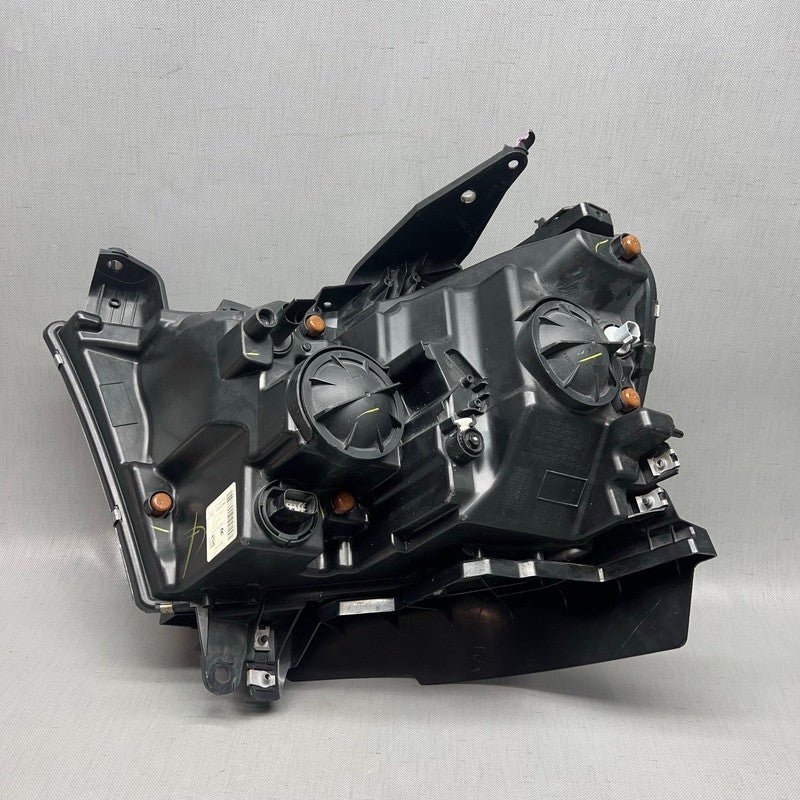 RAM 1500 HEADLIGHT RIGHT PASSSENGER 2019 2020 2021 2022-2025 HALOGEN D