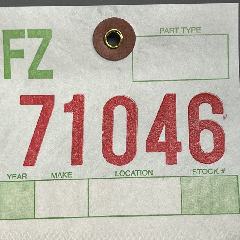 1741539-00-F TESLA CYBERTRUCK BEDSIDE SAIL APPLIQUE RIGHT 2023 2024 OEM 1741539-00-F