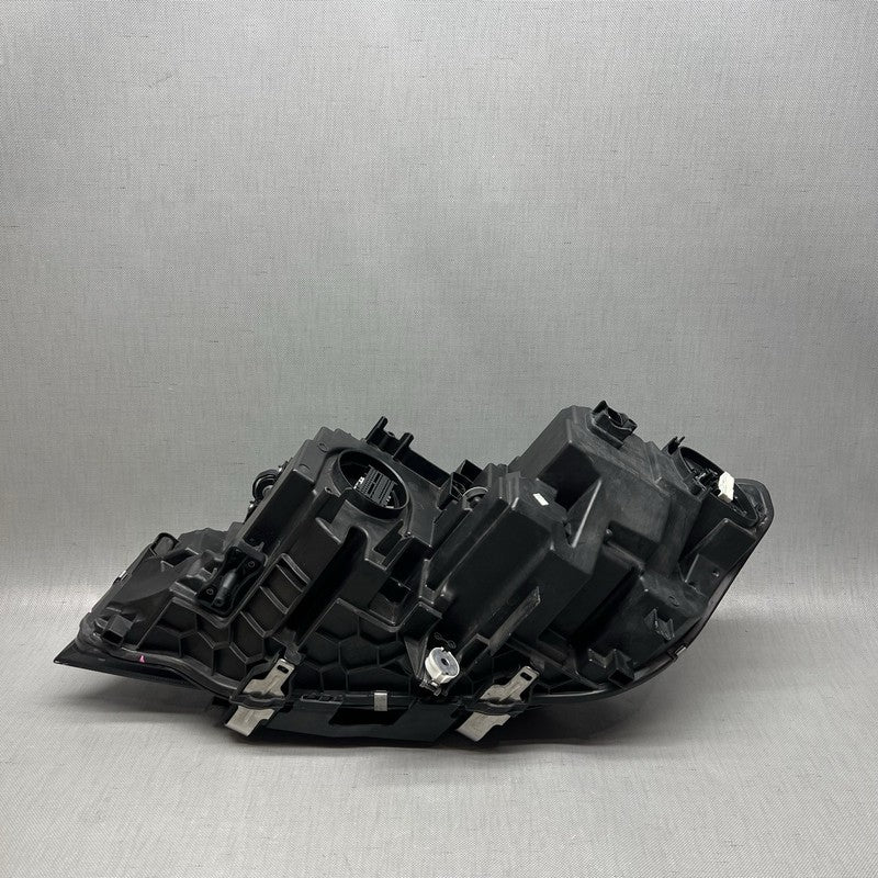 9481706 BMW 330 HEADLIGHT RIGHT PASSENGER FULL LED 2019 2020 2021 2022 OEM 9481706