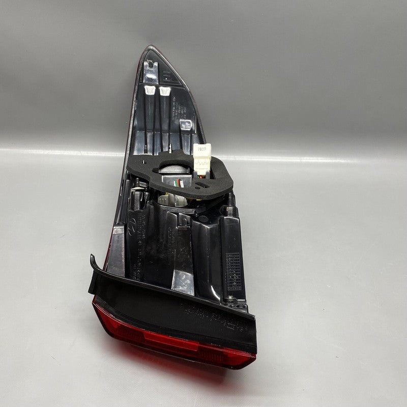 HYUNDAI SONATA TAIL LIGHT LEFT DRIVER 2015 2016 2017 LED OEM 92401-C21