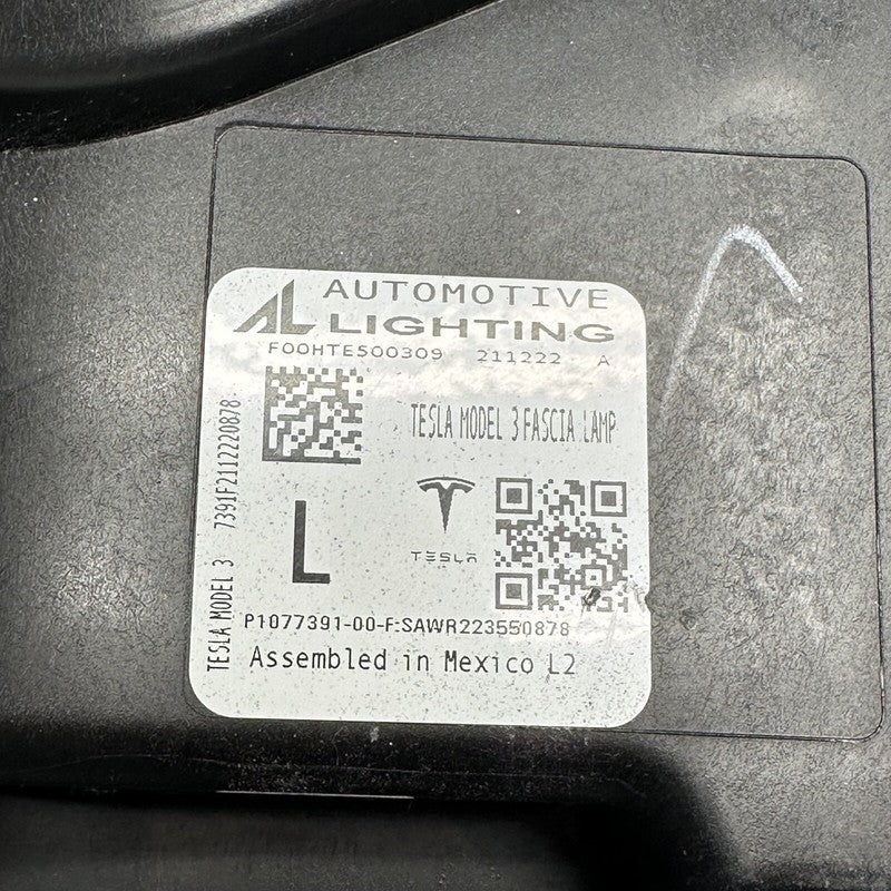 1077391-00-F TESLA MODEL 3 FOG LIGHT LEFT DRIVER 2017 18 19 20 21 22 2023 OEM 1077391-00-F