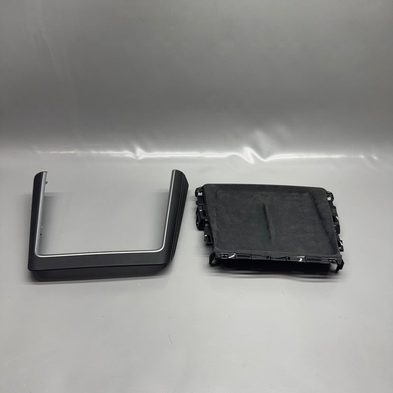 1761810-00-D TESLA MODEL 3 GEN4 WIRELESS CHARGING SYSTEM 2024 2025 OEM 1761810-00-D