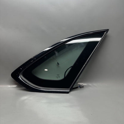 36A845298AA BENTLEY BENTAYGA QUARTER GLASS RIGHT REAR 2016 17 2018 2019 2020 OEM 36A845298AA