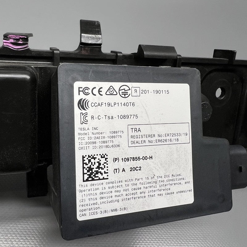 1083994-00-G TESLA MODEL 3 REAR BUMPER CENTER BRACKET 2017 18 19 20 21 22 2023 1083994-00-G