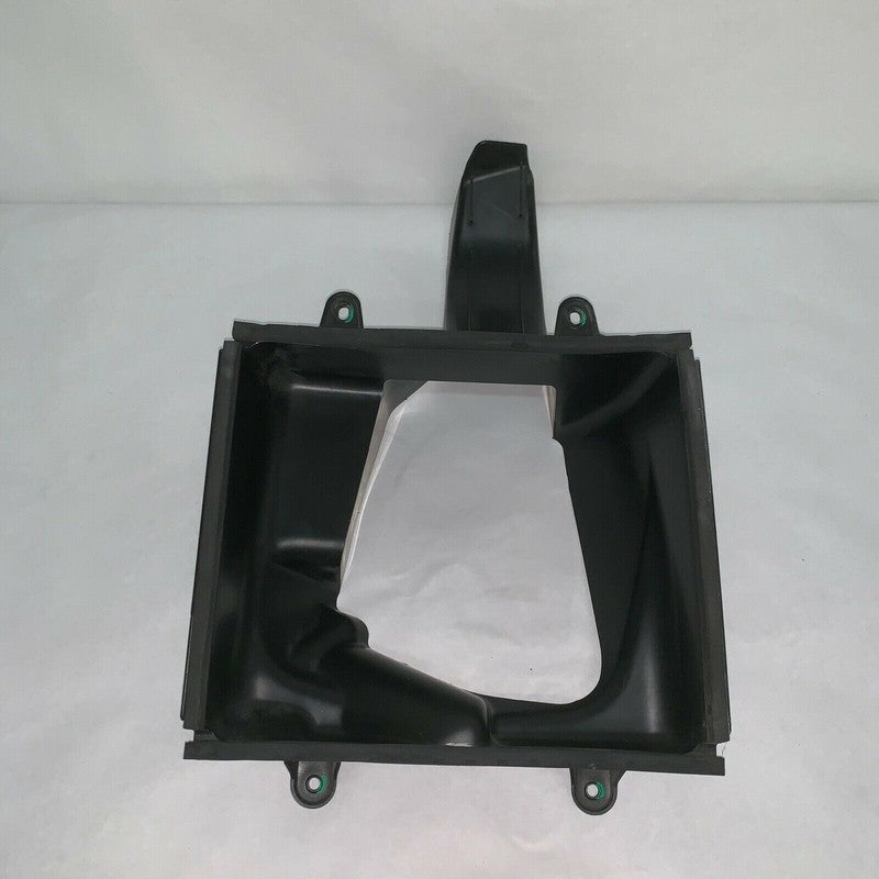 670004140 C799 MASERATI GHIBLI FRONT LEFT INTERCOOLER DUCT COVER 2014 2015 2016 OEM