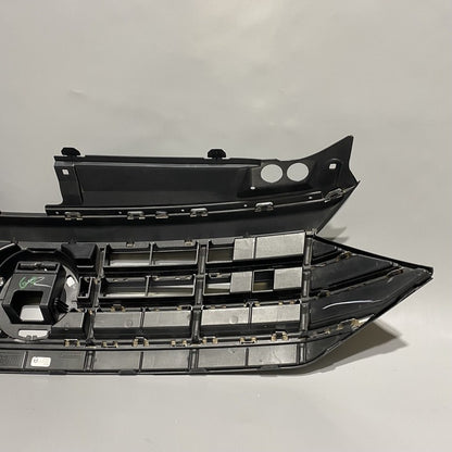 17A853653E VOLKSWAGEN JETTA GRILLE UPPER 17A853653E 2019 2020 OEM