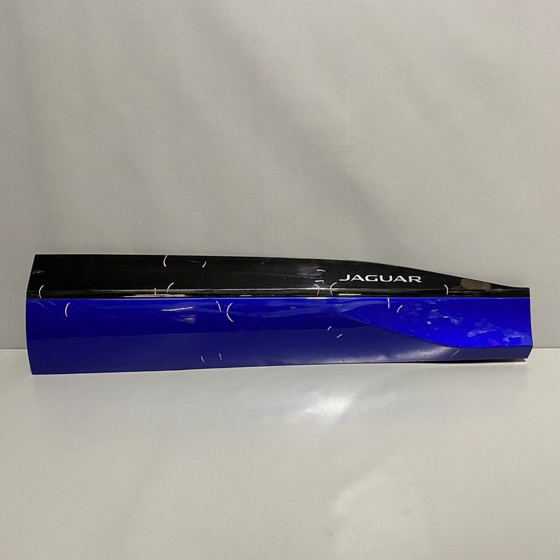 J9D3-21064-A JAGUAR I-PACE DOOR TRIM RIGHT FRONT J9D3-21064-A OEM 2019 2020 2021 