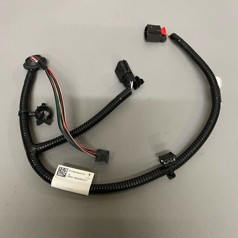 1069106-01-B TESLA MODEL S WIRING HARNESS FRONT DOOR JUMPER 2012 13 14 2015 16 17 18 2019 OEM
