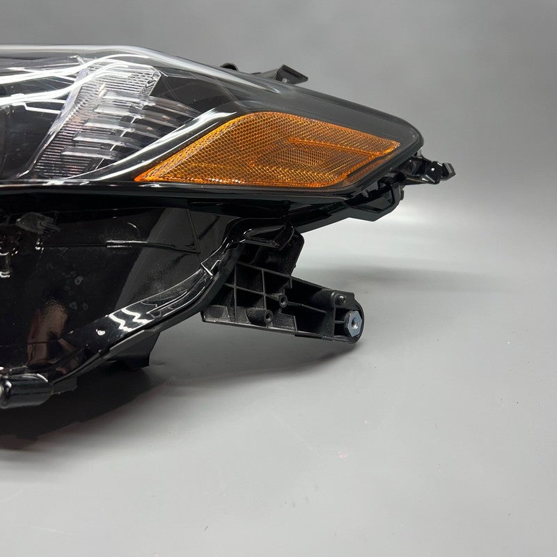 TOYOTA CAMRY HEADLIGHT LEFT DRIVER 2018 2019 2020 LED OEM