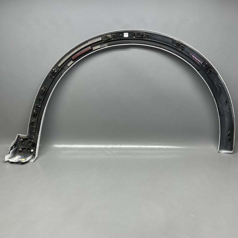 4KE853717F AUDI E-TRON FENDER FLARE MOLDING RIGHT FRONT 2019 20 21 22 2023 OEM 4KE853717F