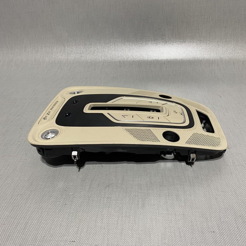 80A947135BM AUDI Q5 ROOF OVERHEAD CONSOLE DOME LIGHT SWITCH 80A947135BM 2018 2019 OEM