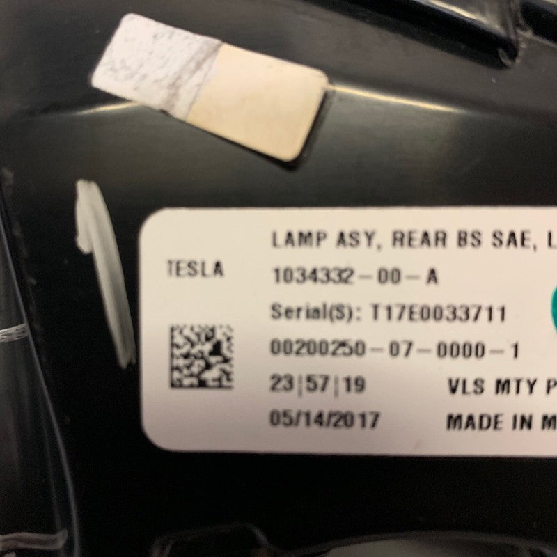 1034332-00-A TESLA MODEL X TAIL LIGHT LEFT DRIVER 1034332-00-A 2015 2016 2017 2018 2019 OEM