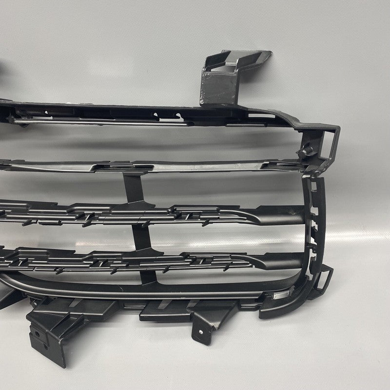 9Y0807681 PORSCHE CAYENNE OUTER GRILLE LEFT 2019 2020 OEM 9Y0807681