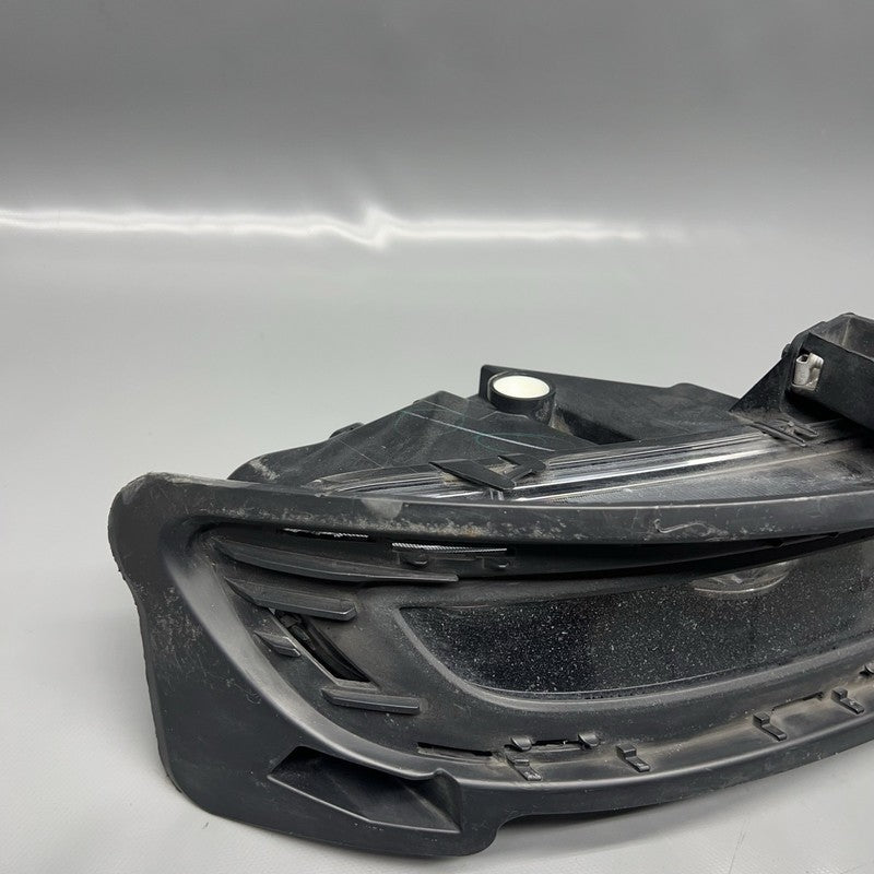 9403949 CHRYSLER 300 FOG LIGHT LEFT DRIVER 2015 2016 2017 2018 OEM 9403949