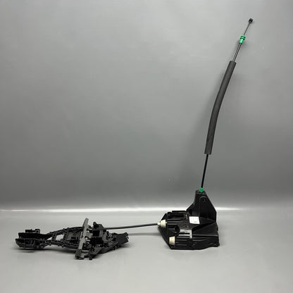 HK83-24994-BC JAGUAR F PACE DOOR LOCK LATCH RIGHT REAR 2017 2018 2019 OEM HK83-24994-BC