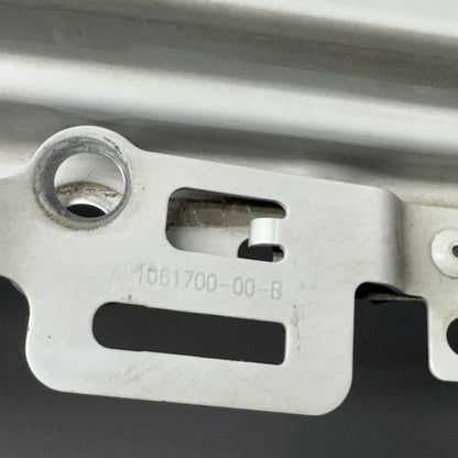 1061700-00-B TESLA MODEL X FENDER LEFT DRIVER 2016 2017 2018 2019 2020 OEM 1061700-00-B