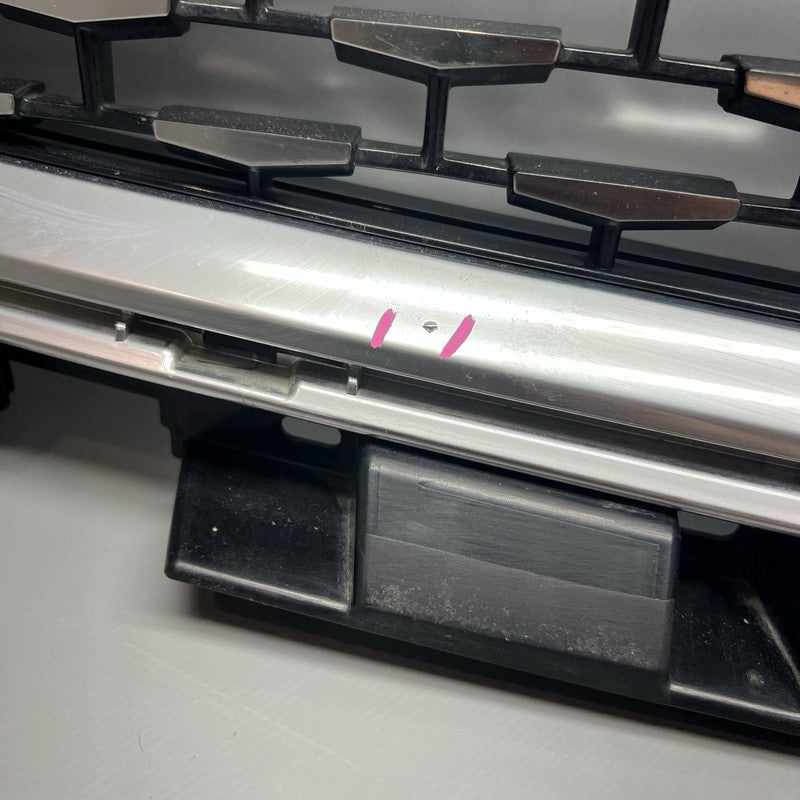 XT6 CADILLAC XT6 GRILLE UPPER 2020 2021 2022 2023 OEM 