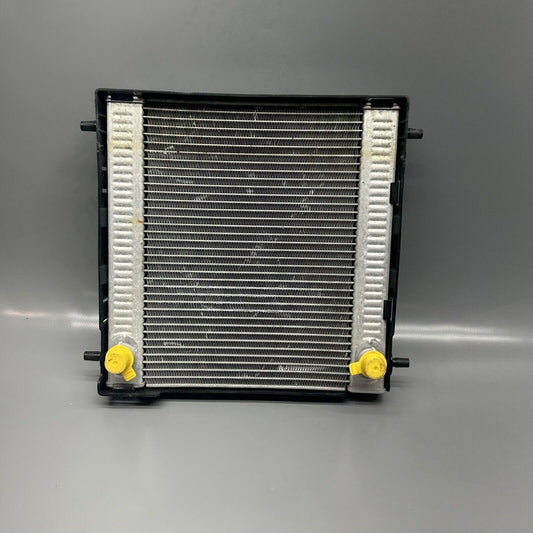 8742469 BMW M5 COOLANT WATER RADIATOR 2017 2018 2019 2020 OEM 8742469