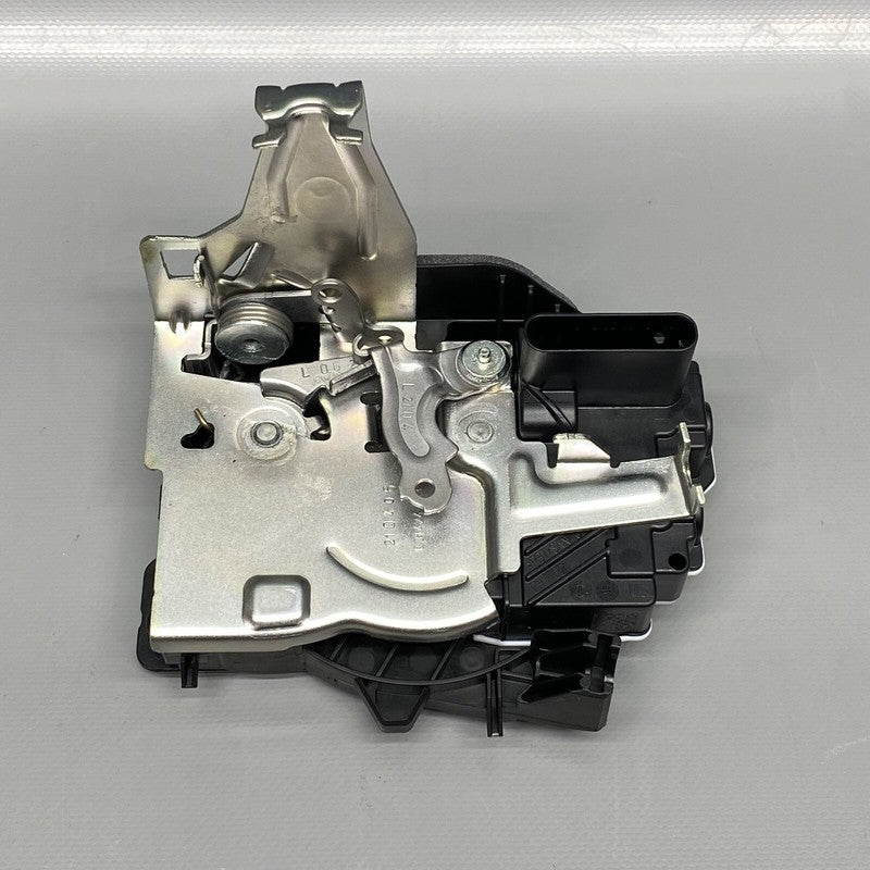 LR082226 / FX23-2A451-AB LAND ROVER DEFENDER LEFT REAR DOOR LOCK LATCH 2020 2021 2022 2023 OEM LR070433