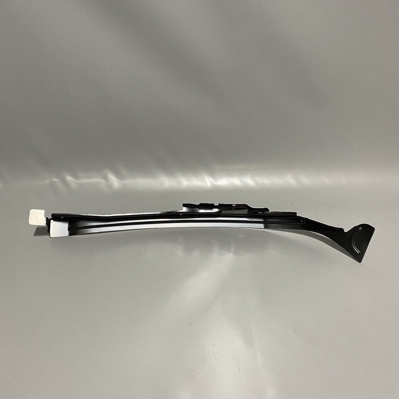 673001663 MASERATI GHIBLI MUDGUARD REAR EDGE RIGHT OEM 2014 2015 2016 673001663