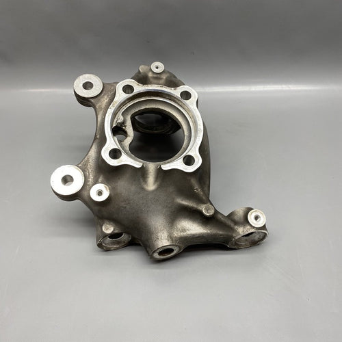 228400205 BMW M3 M4 KNUCKLE CARRIER RIGHT FRONT 2015 2016 2017 2018 OEM 228400205