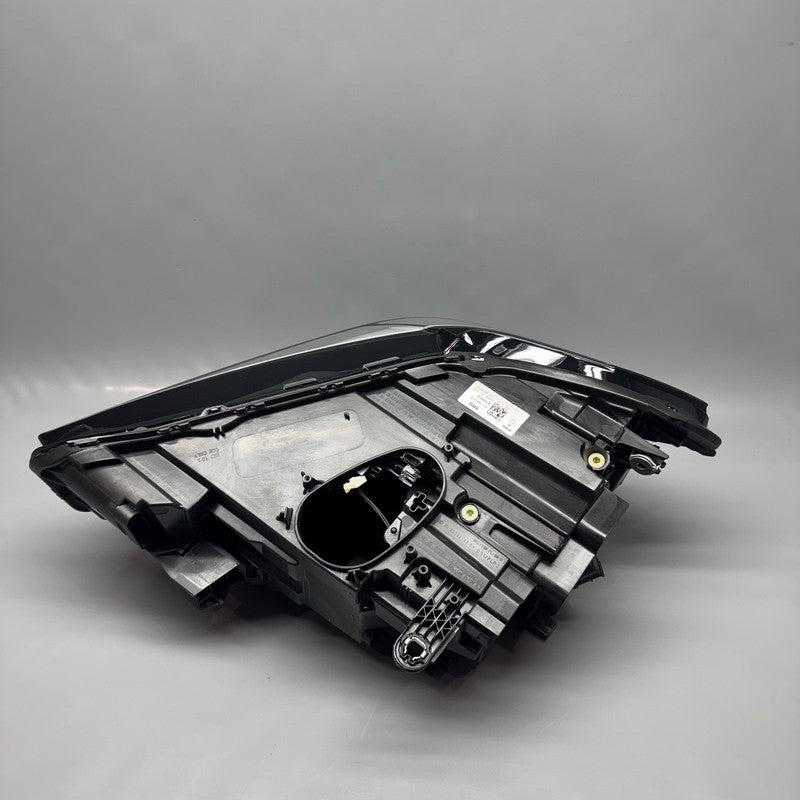 BMW X1 HEADLIGHT RIGHT PASSENGER 2020 2021 2022 LED 63115A01176 OEM