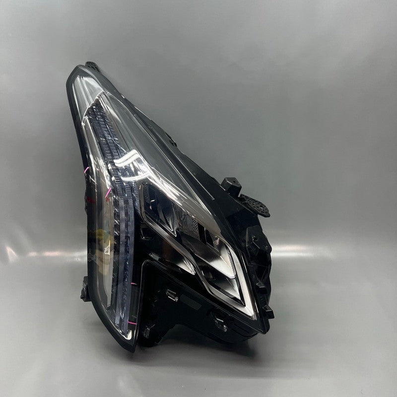 CADILLAC XTS HEADLIGHT RIGHT PASSENGER 2018 2019 LED OEM 84469440