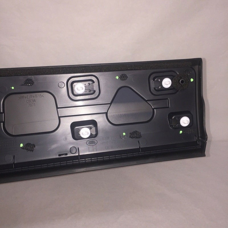 LRO94273  /  BJ3M-21065-BHW LAND ROVER EVOQUE LEFT FRONT DOOR LOWER  MOUDLING 5-DOOR 2012 2013 2014 2015 OEM