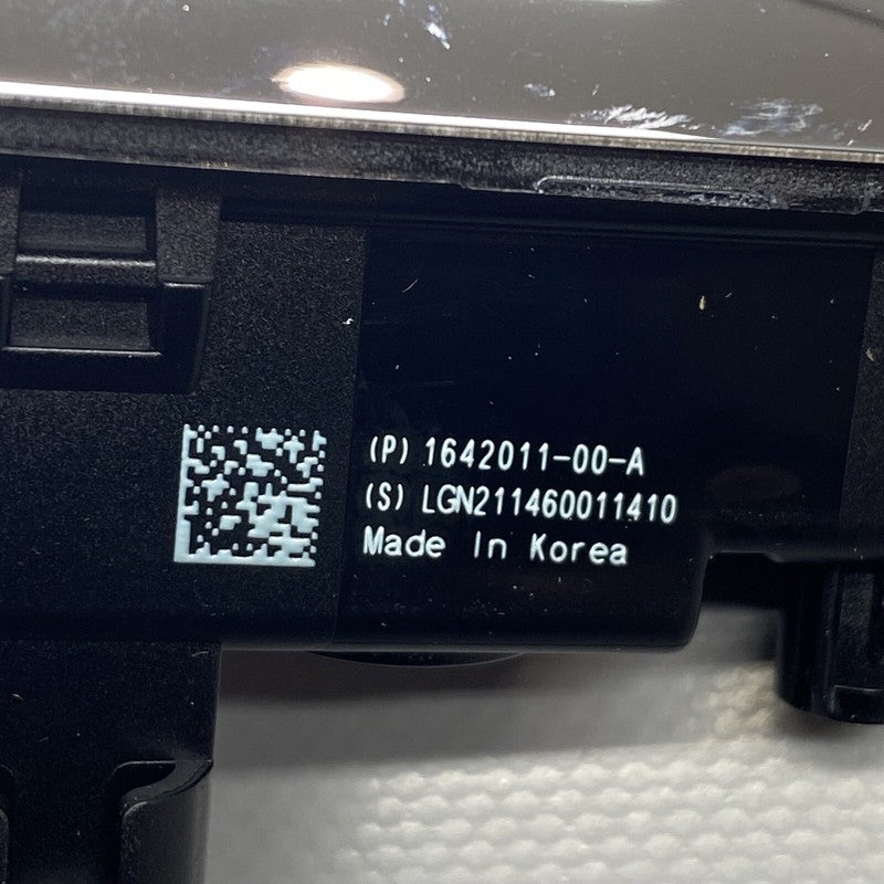 1642011-00-A TESLA MODEL Y FENDER MARKER CAMERA RIGHT PASSENGER 2020 2021 2022 2023 OEM