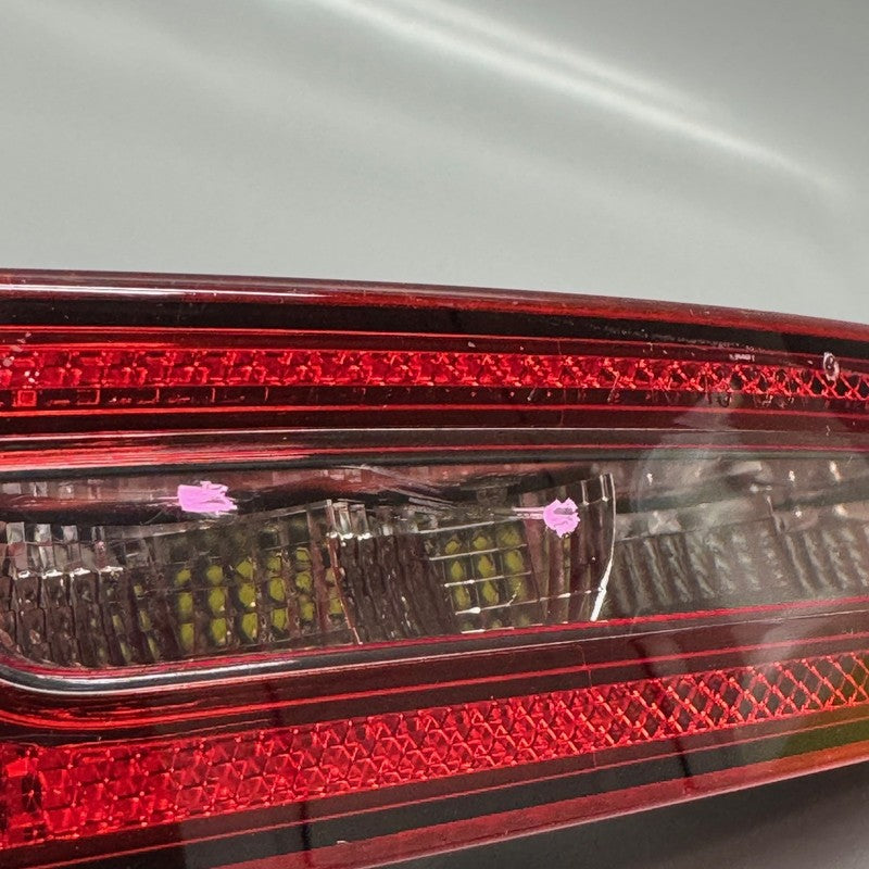 PORSCHE MACAN BUMPER REFLECTOR TAIL LIGHT RIGHT PASSENGER 2015 2016 20