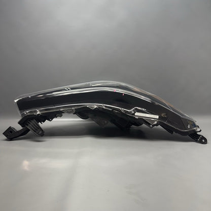 81110-0a230 2022 2023 2024 TOYOTA COROLLA CROSS HEADLIGHT RIGHT PASSENGER LED OEM 