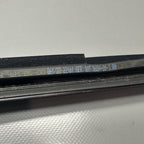 1080684-01-i TESLA MODEL 3 DOOR WINDOW MOLDING RIGHT FRONT 2017 18 19 20 21 2022 1080684-01-i