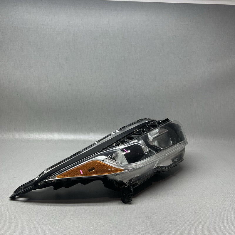 HONDA HR-V HEADLIGHT RIGHT PASSENGER 2019 2020 2021 2022 HALOGEN OEM 