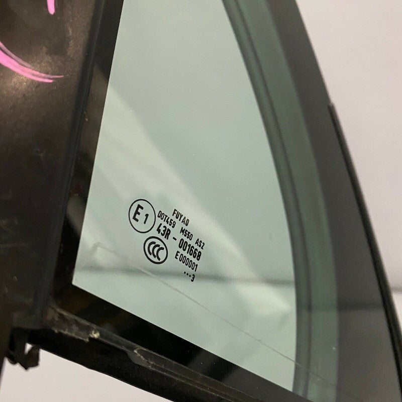 7P6845114E PORSCHE CAYENNE RIGHT FRONT DOOR CORNER GLASS 2010 2011 2012 2013 2014 2015 2016