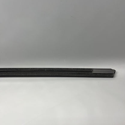 1495722-00-B TESLA MODEL Y DOOR WINDOW MOLDING LEFT REAR 2020 21 22  2023 OEM 1495722-00-B