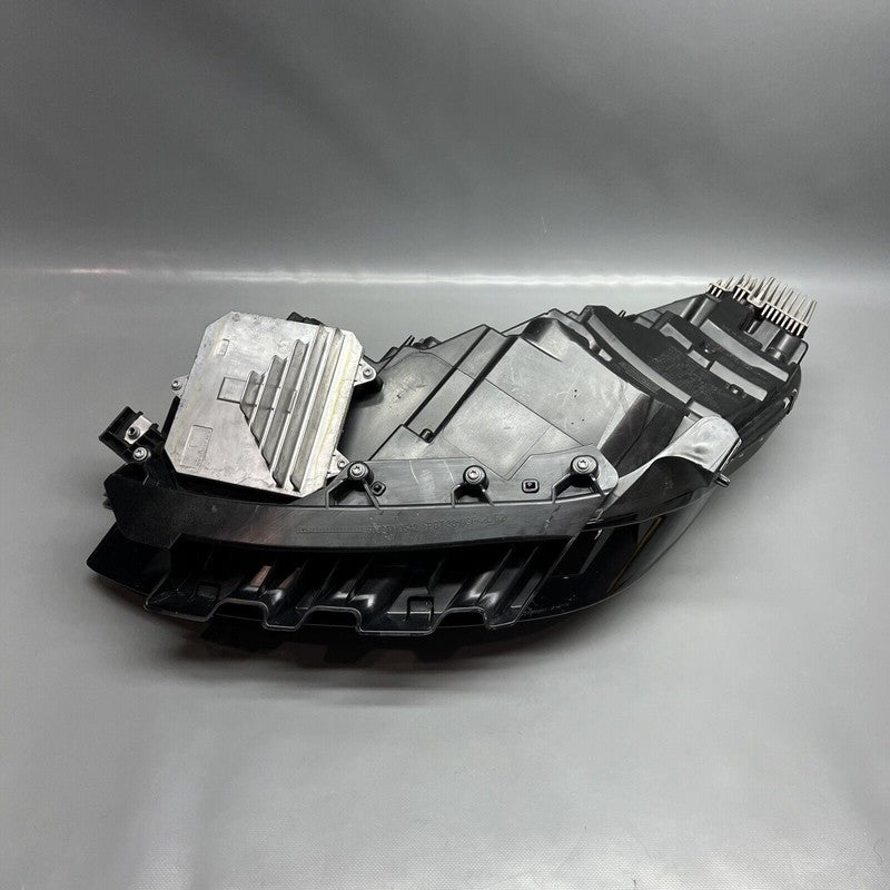 1077372-00-K TESLA MODEL 3,Y HEADLIGHT RIGHT PASSENGER 2017 18 19 2020 LED OEM 1077372-00-K
