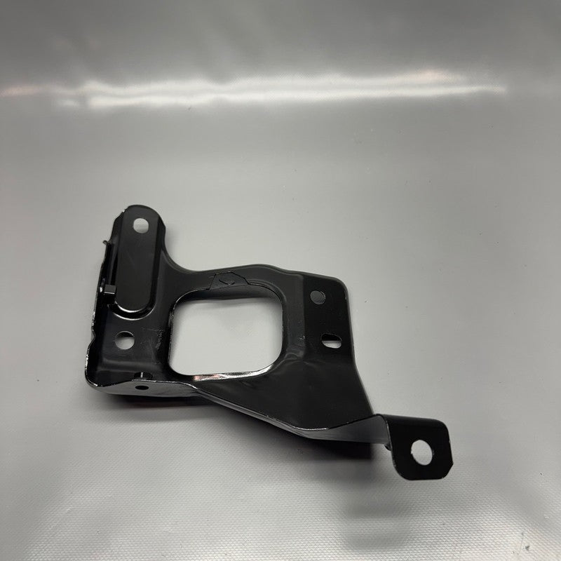 TESLA MODEL 3 FENDER SUPPORT BRACKET RIGHT 2017 2018 2019 2020 OEM 108