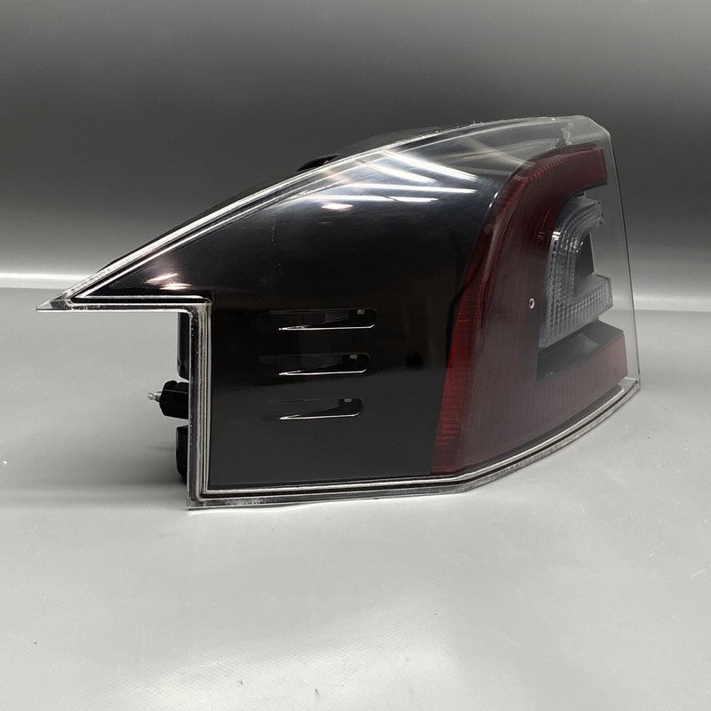 6005918-00-F TESLA MODEL S TAIL LIGHT LEFT DRIVER 6005918-00-F 2016 2017 2018 2019 2020 2021