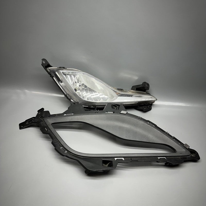 HYUNDAI ELANTRA FOG LIGHT RIGHT PASSENGER 2014 2015 2016 OEM 