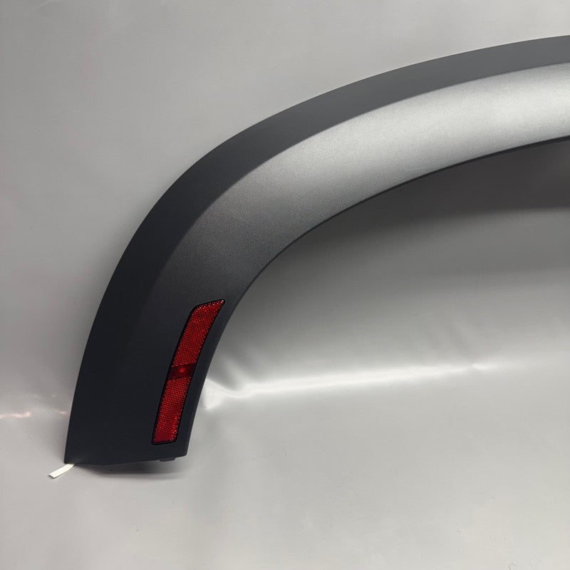 L8BM-290E22-AB LAND ROVER DEFENDER FENDER FLARE RIGHT REAR 2020 2021 2022 2023 L8BM-290E22-AB