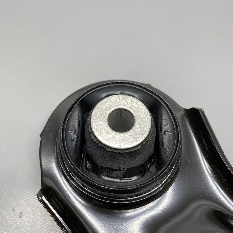 48760-06360 LEXUS ES350 ES300H ARM ASSEMBLY RIGHT 48760-06360 2019 2020 2021 OEM