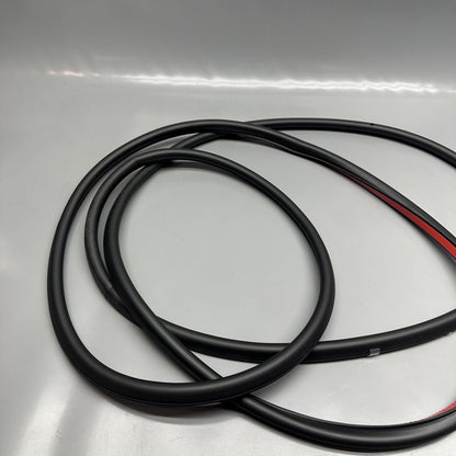 4KE-839-912-A AUDI E-TRON DOOR SEAL RIGHT REAR 2019 2020 2021 2022 2023 OEM 4KE-839-912-A