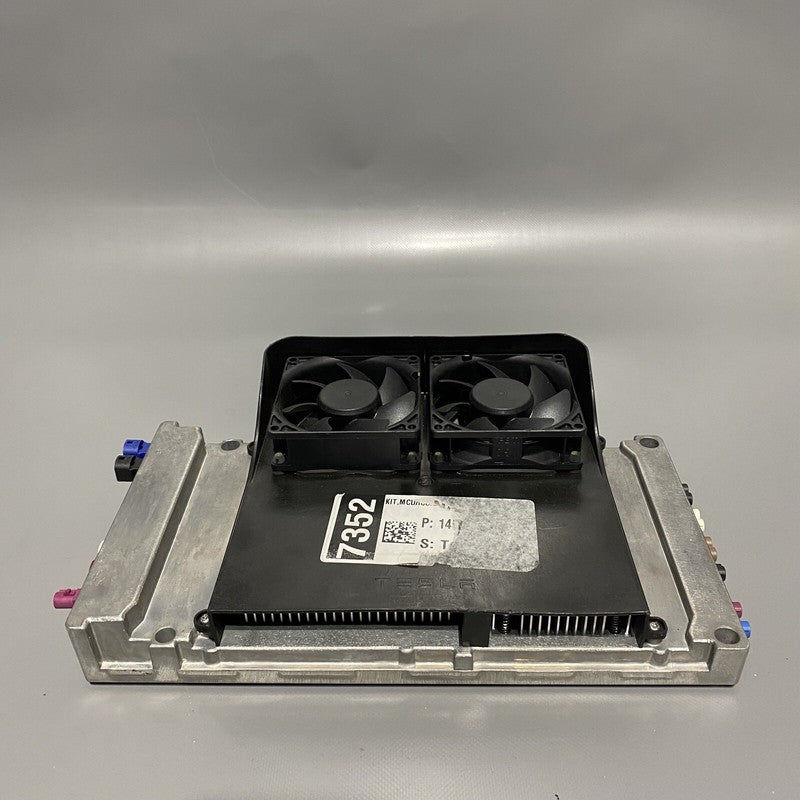 1125800-00-G TESLA MODEL S AUTO PILOT COMPUTER AP2.5 MCU 2018 OEM 1125800-00-G