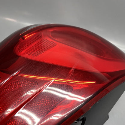 92402-A7 KIA FORTE TAIL LIGHT RIGHT PASSENGER SIDE 92402-A7 2014 2015 2016 2017 2018 OEM 