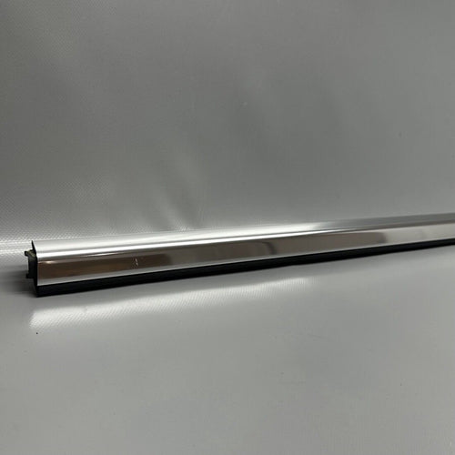 7437864 BMW 740 DOOR WINDOW MOLDING RIGHT FRONT 750 2016 2017 2018 2019 OEM 7437864