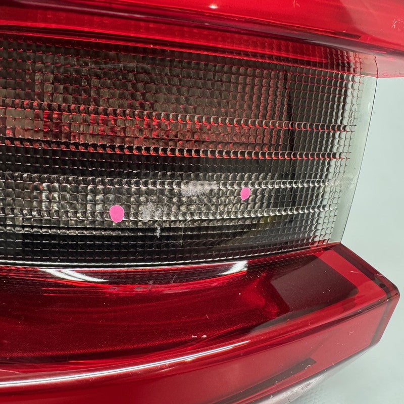 BMW X5 TAIL LIGHT LEFT DRIVER X5M 2019 2020 2021 2022 2023 OEM 3744226